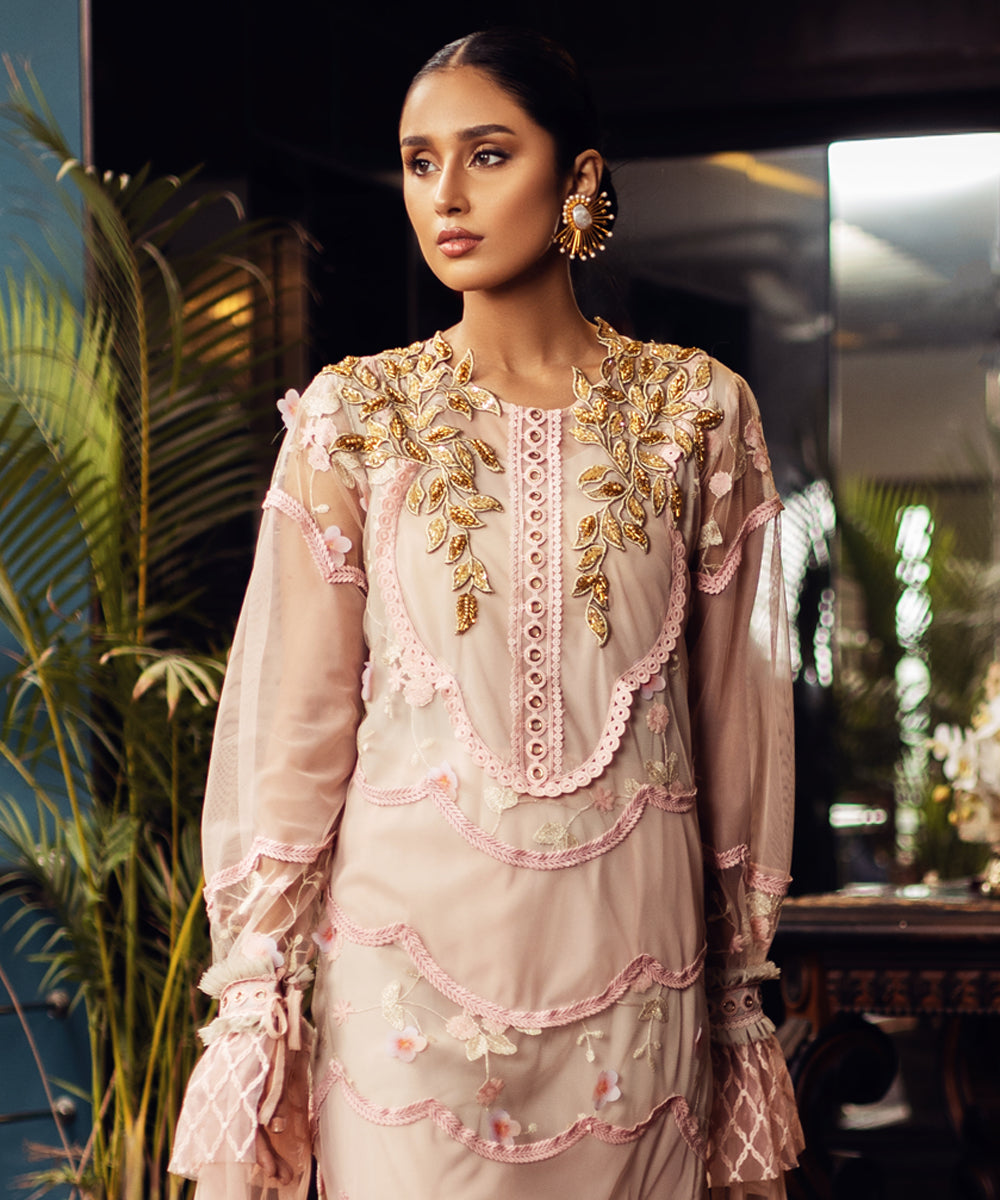 Seashell Pink with gold